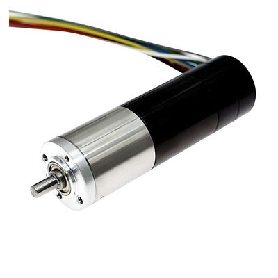 توفير مساحة 32 ملم محرك BLDC معدل 12 فولت 3500mNm 1409RPM مخصصة